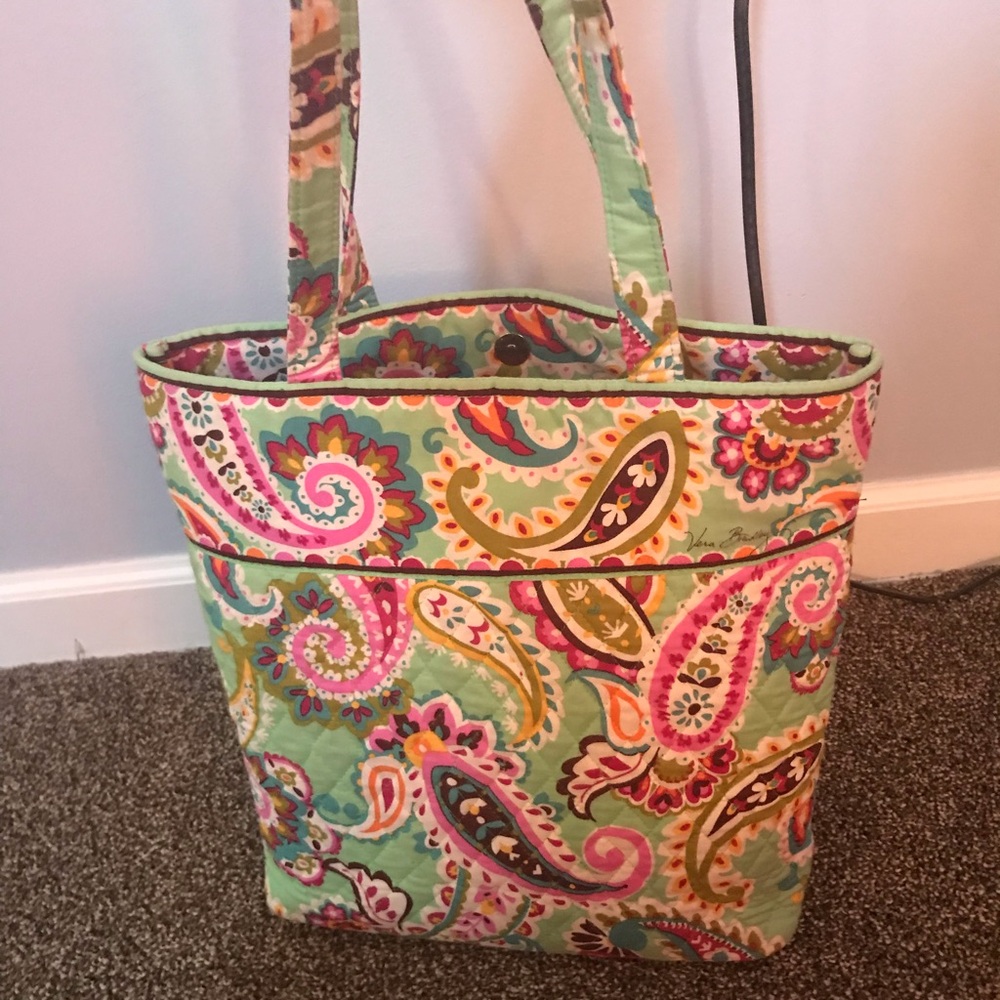 Vera Bradley medium tote, like new